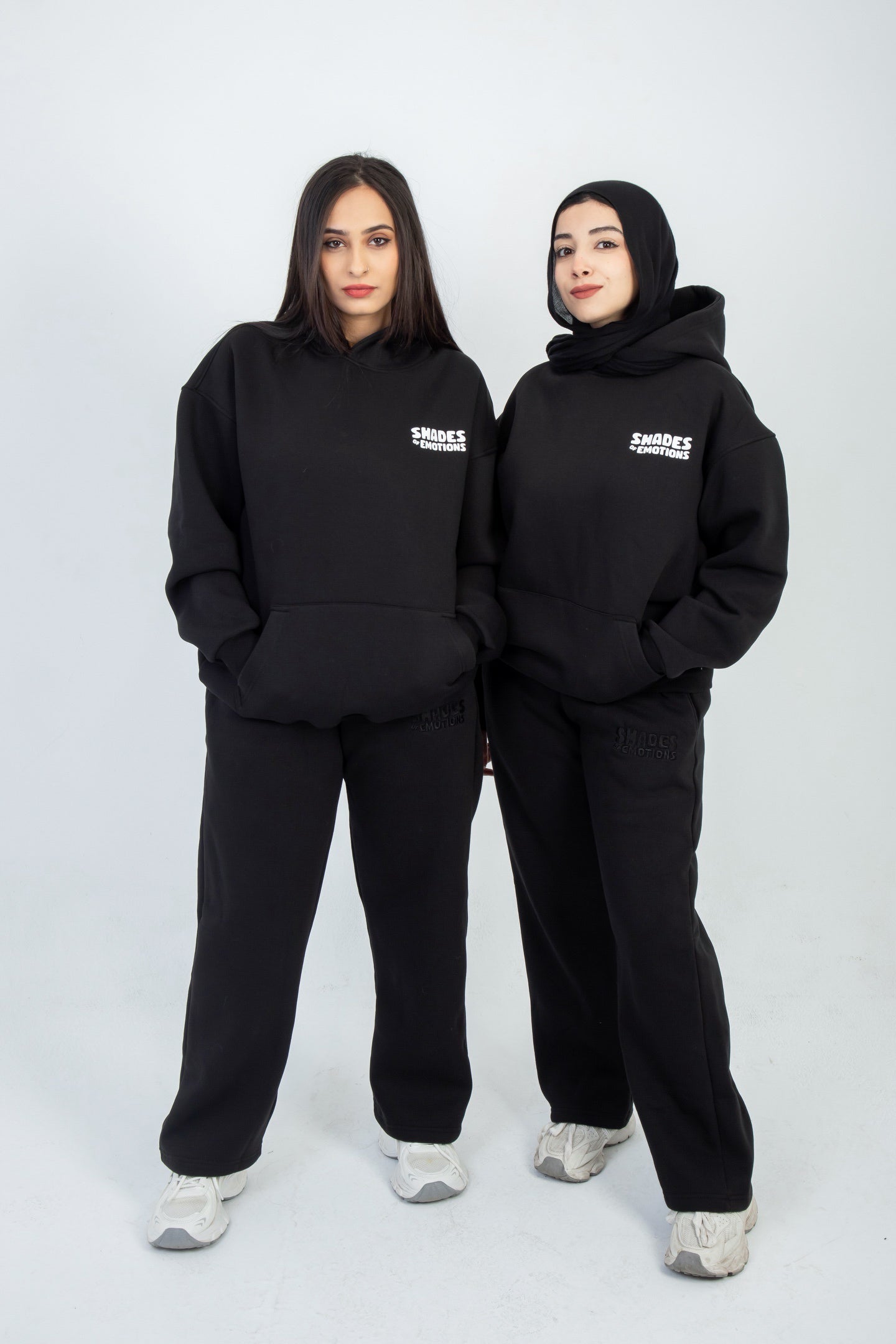 sweatpants black